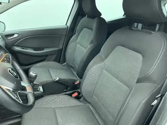 RENAULT CLIO V - voiture d'occasion - Photo 18