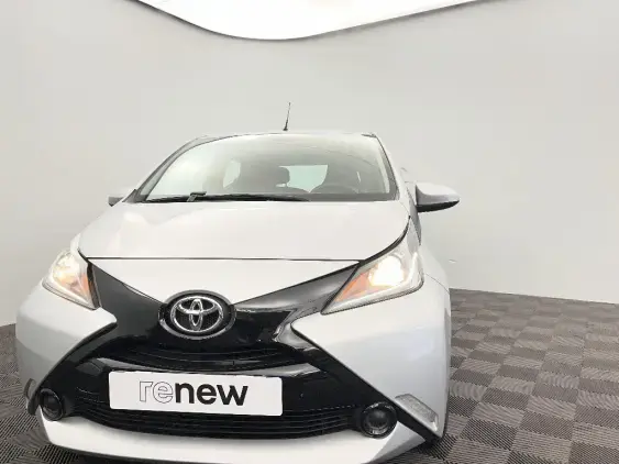 TOYOTA AYGO II - voiture d'occasion - Photo 22