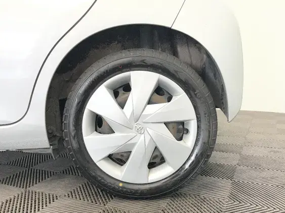 TOYOTA AYGO II - voiture d'occasion - Photo 24