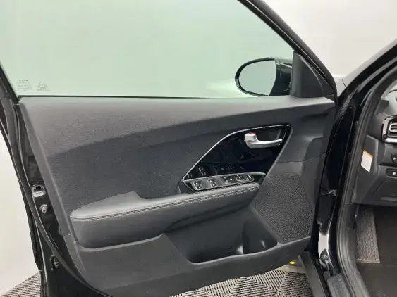 KIA NIRO - voiture d'occasion - Photo 19