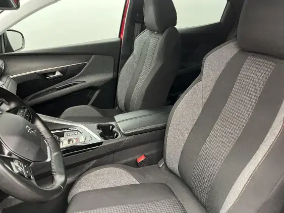 PEUGEOT 3008 II - voiture d'occasion - Photo 18