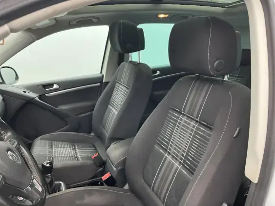 VOLKSWAGEN TIGUAN - voiture d'occasion - Photo 18