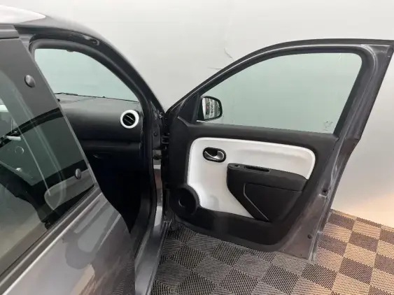 RENAULT TWINGO ELECTRIQUE III - voiture d'occasion - Photo 20