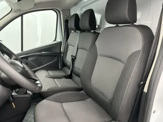 RENAULT TRAFIC FG III - voiture d'occasion - Photo 18