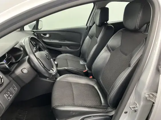 RENAULT CLIO IV - voiture d'occasion - Photo 18