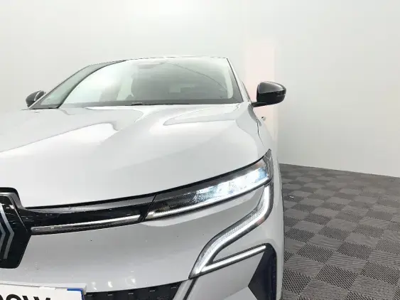 RENAULT MEGANE V - voiture d'occasion - Photo 22