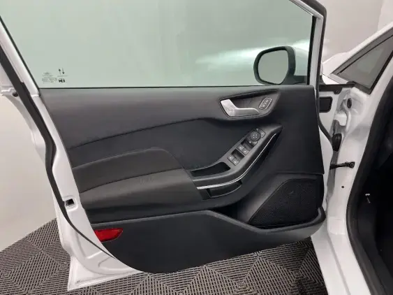 FORD FIESTA VII - voiture d'occasion - Photo 19