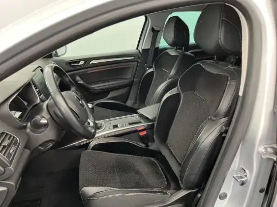 RENAULT MEGANE IV - voiture d'occasion - Photo 18