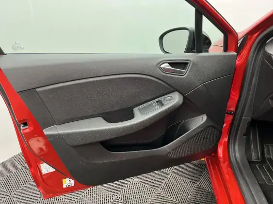 RENAULT CLIO V - voiture d'occasion - Photo 19