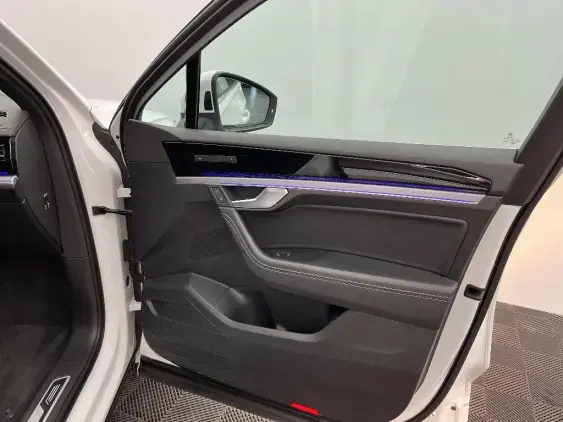 VOLKSWAGEN TOUAREG III - voiture d'occasion - Photo 20