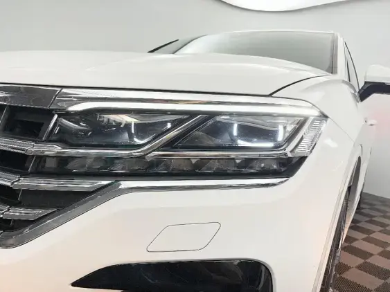 VOLKSWAGEN TOUAREG III - voiture d'occasion - Photo 22