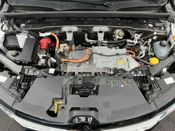 RENAULT MEGANE V - voiture d'occasion - Photo 20