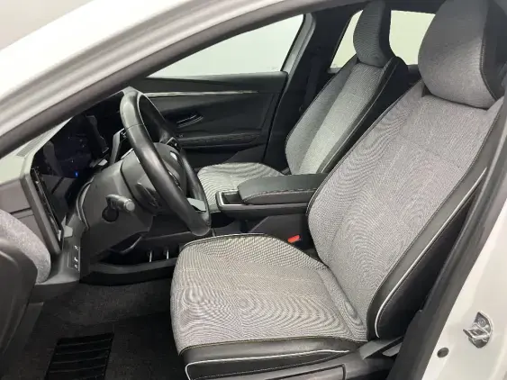 RENAULT MEGANE V - voiture d'occasion - Photo 18