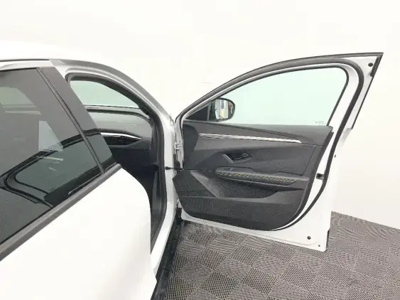RENAULT MEGANE V - voiture d'occasion - Photo 20
