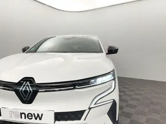RENAULT MEGANE V - voiture d'occasion - Photo 22