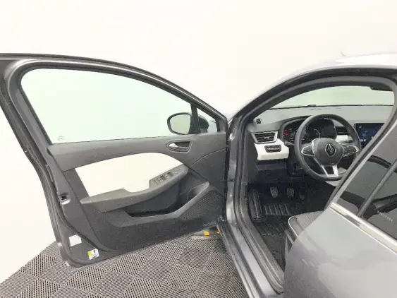 RENAULT CLIO V - voiture d'occasion - Photo 19
