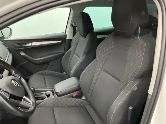SKODA KAROQ - voiture d'occasion - Photo 18