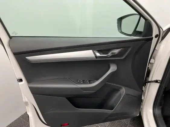 SKODA KAROQ - voiture d'occasion - Photo 19