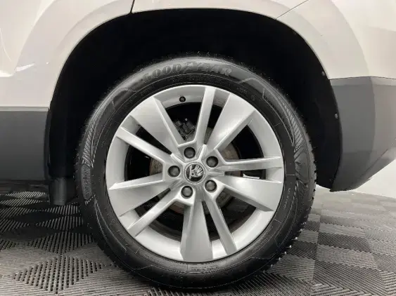 SKODA KAROQ - voiture d'occasion - Photo 24