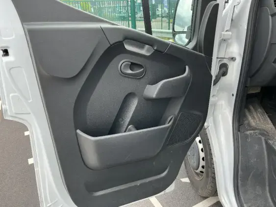 RENAULT MASTER III - voiture d'occasion - Photo 19