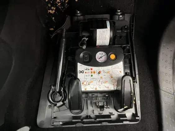 RENAULT TWINGO III - voiture d'occasion - Photo 17