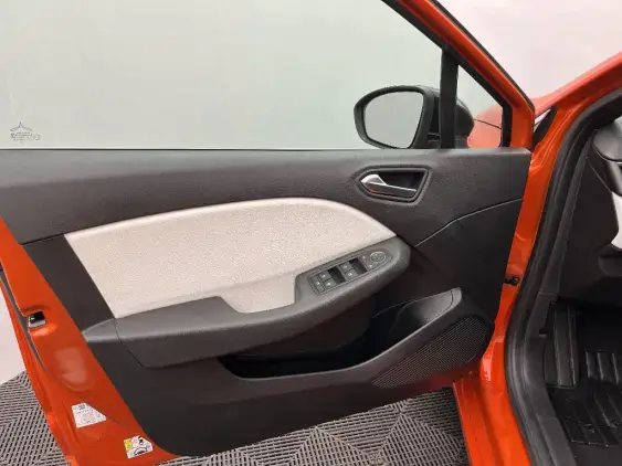 RENAULT CLIO V - voiture d'occasion - Photo 19