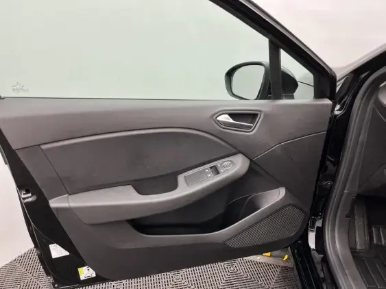 RENAULT CLIO V - voiture d'occasion - Photo 19