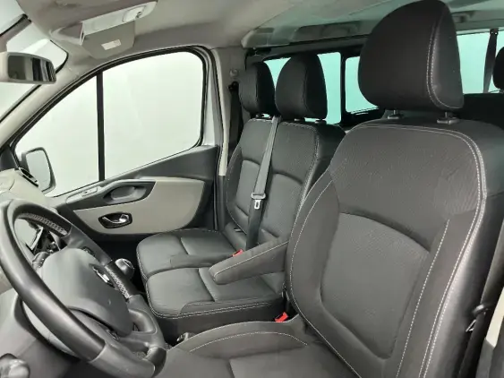 RENAULT TRAFIC III - voiture d'occasion - Photo 18