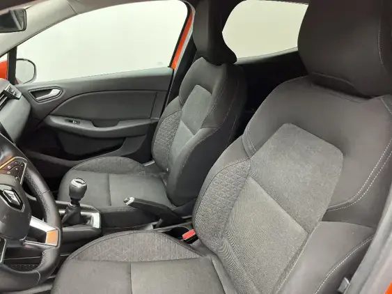 RENAULT CLIO V - voiture d'occasion - Photo 18