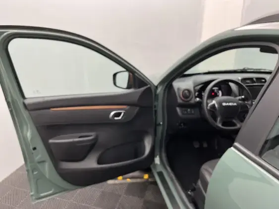 DACIA SPRING - voiture d'occasion - Photo 19