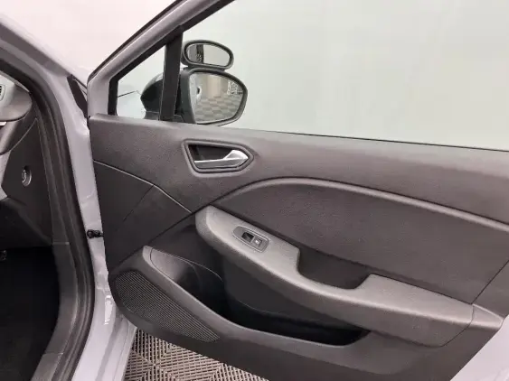 RENAULT CLIO V - voiture d'occasion - Photo 20