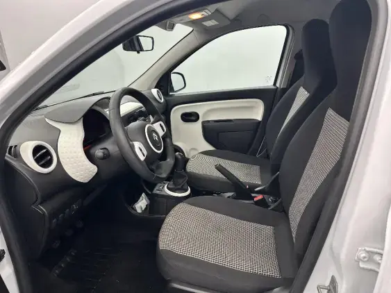 RENAULT TWINGO III - voiture d'occasion - Photo 16