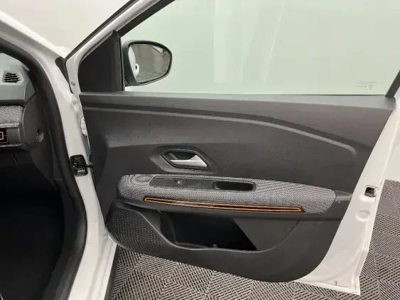 DACIA SANDERO III - voiture d'occasion - Photo 20
