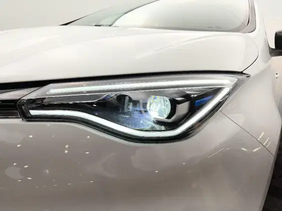 RENAULT ZOE - voiture d'occasion - Photo 22