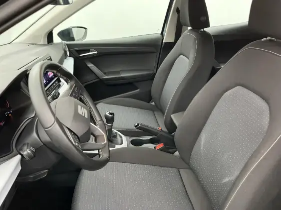 SEAT ARONA - voiture d'occasion - Photo 18