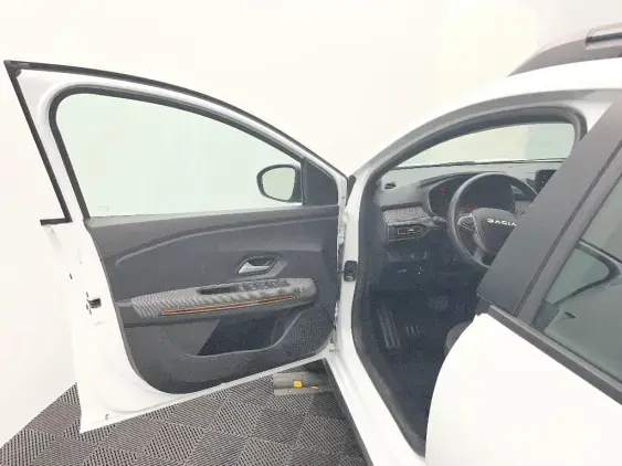 DACIA SANDERO III - voiture d'occasion - Photo 19