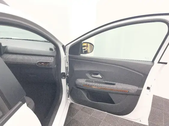 DACIA SANDERO III - voiture d'occasion - Photo 20