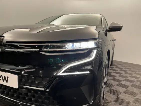 RENAULT MEGANE V - voiture d'occasion - Photo 22