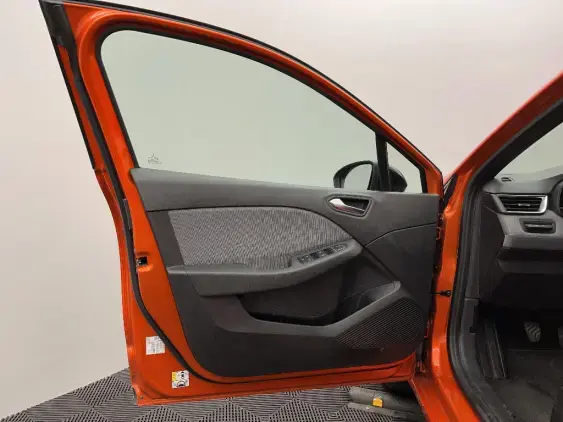 RENAULT CLIO V - voiture d'occasion - Photo 19