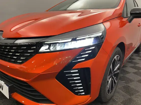 RENAULT CLIO V - voiture d'occasion - Photo 22