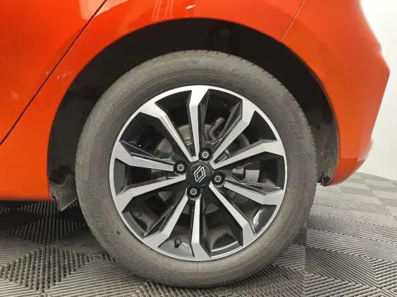 RENAULT CLIO V - voiture d'occasion - Photo 24