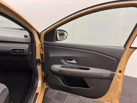 DACIA SANDERO III - voiture d'occasion - Photo 20