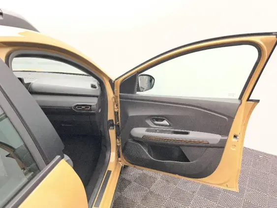 DACIA SANDERO III - voiture d'occasion - Photo 20