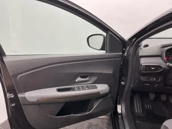 DACIA SANDERO III - voiture d'occasion - Photo 19