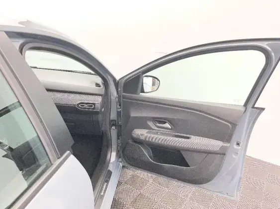 DACIA SANDERO III - voiture d'occasion - Photo 20