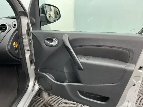 RENAULT KANGOO II - voiture d'occasion - Photo 20