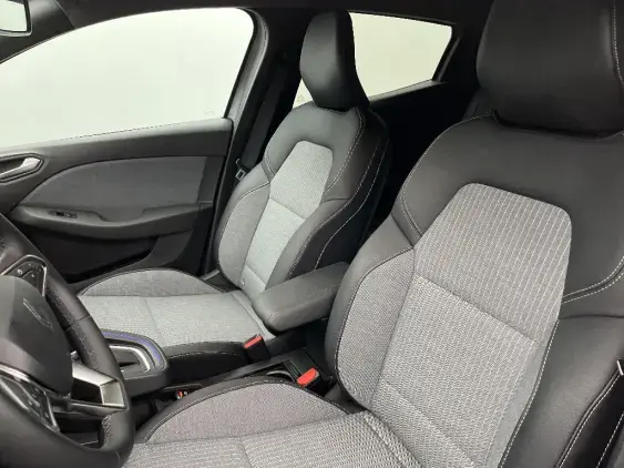 RENAULT CLIO V - voiture d'occasion - Photo 18