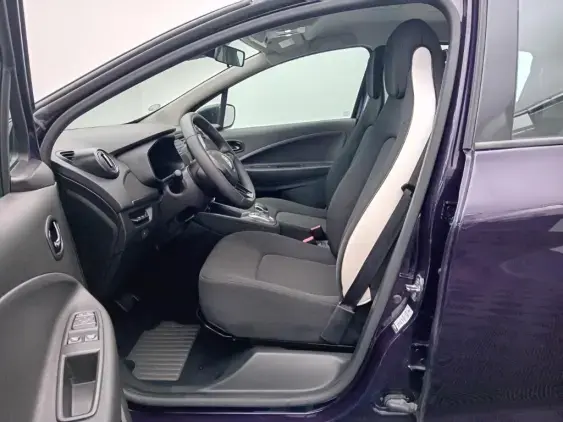 RENAULT ZOE - voiture d'occasion - Photo 17