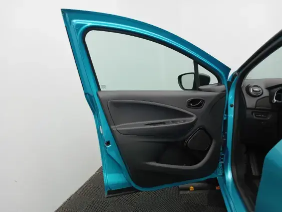 RENAULT ZOE - voiture d'occasion - Photo 18