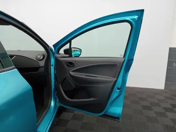 RENAULT ZOE - voiture d'occasion - Photo 19